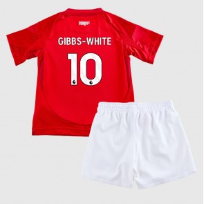 Billiga Nottingham Forest Morgan Gibbs-White #10 Hemmatröja Barn 2024-25 Kortärmad (+ Korta byxor)